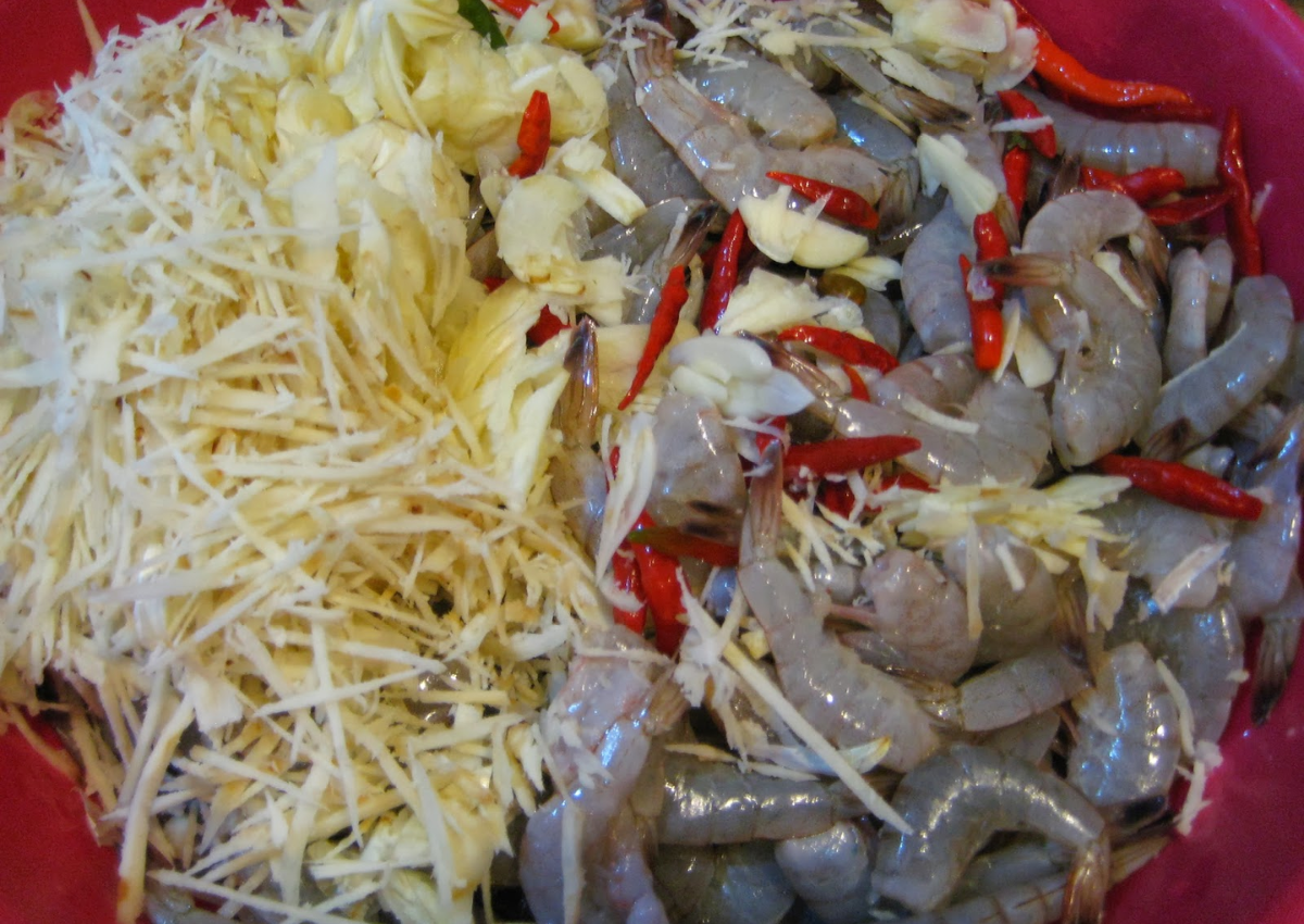 cach làm tôm chua huế